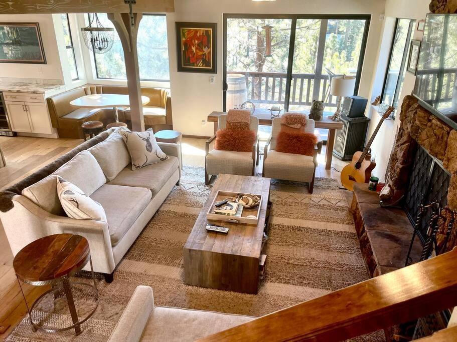 Luxury Joyful Bear Cabin With View, Big Bear Lakeヴィラ エクステリア 写真