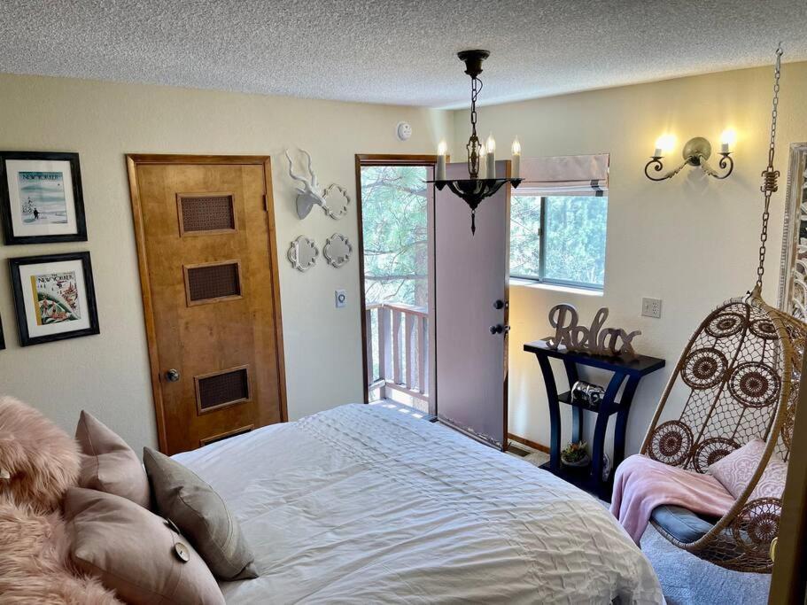 Luxury Joyful Bear Cabin With View, Big Bear Lakeヴィラ エクステリア 写真