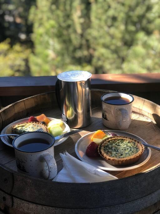 Luxury Joyful Bear Cabin With View, Big Bear Lakeヴィラ エクステリア 写真